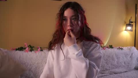 Snapshot of britthe chatting on July 2026 03:18:02 PM Lina online show from July 2026 03:18:02 PM