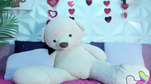 BRIYIT     online show from March 2026 02:38:02 AM