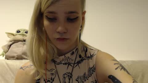 brookewylde_20 online show from February 2026 04:39:02 PM