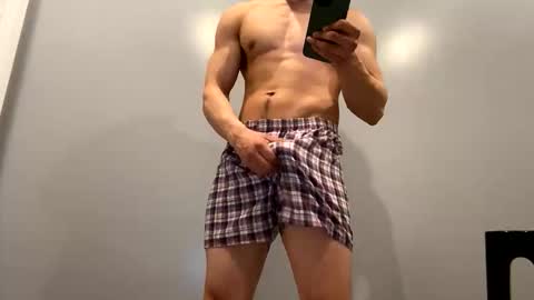browndaddy4713 online show from March 2026 08:54:01 PM