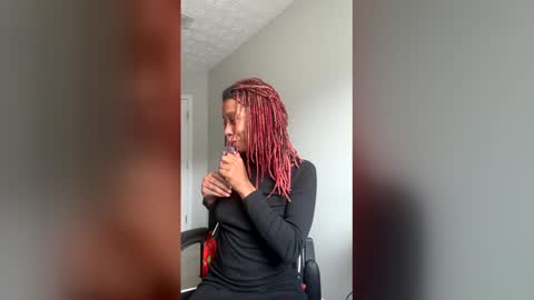 brownnnjuicy online show from May 2026 09:56:02 PM