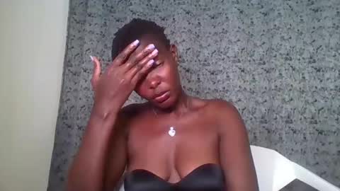 Tracy online show from October 2025 04:31:02 PM