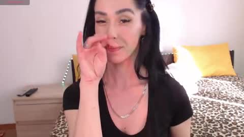 Ellis online show from April 2026 06:00:02 AM