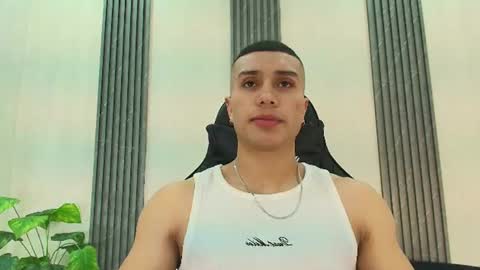Snapshot of bruno_cavalli chatting on July 2026 05:40:02 PM BRUNNO online show from July 2026 05:40:02 PM