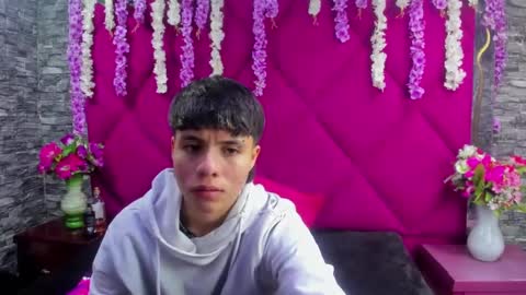 Snapshot of bruno_cruz chatting on September 2025 02:48:02 AM Bruno Cruz online show from September 2025 02:48:02 AM