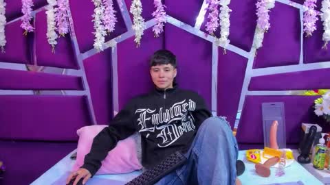 Snapshot of bruno_cruz chatting on November 2025 02:33:02 AM Bruno Cruz online show from November 2025 02:33:02 AM