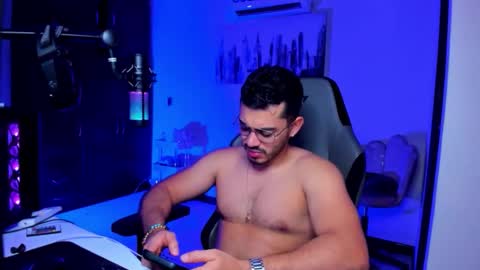 Snapshot of bruno_diaz31 chatting on March 2026 03:19:01 AM Bruno online show from March 2026 03:19:01 AM