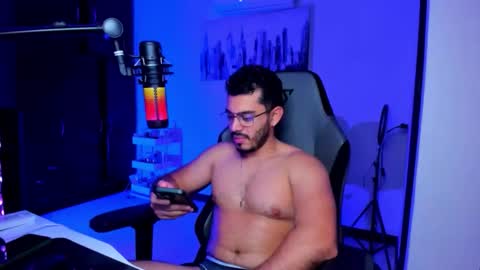 Snapshot of bruno_diaz31 chatting on March 2026 06:30:02 AM Bruno online show from March 2026 06:30:02 AM