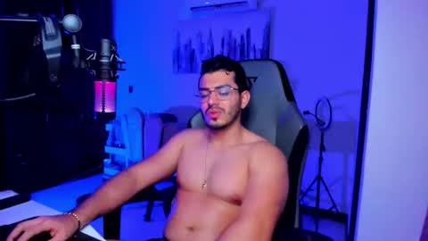 Snapshot of bruno_diaz31 chatting on March 2026 03:23:01 AM Bruno online show from March 2026 03:23:01 AM