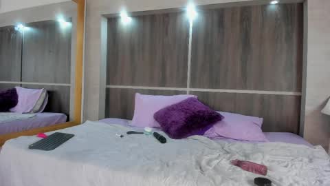 Bryna online show from May 2026 06:22:01 AM