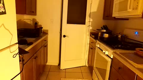 bottom freak online show from March 2025 06:15:02 AM