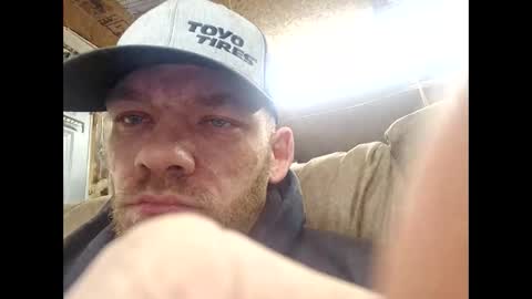 Snapshot of btown3095 chatting on March 2026 03:33:02 AM btown3095 online show from March 2026 03:33:02 AM