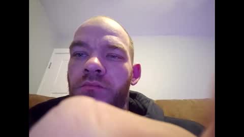 Snapshot of btown3095 chatting on March 2026 02:33:02 AM btown3095 online show from March 2026 02:33:02 AM