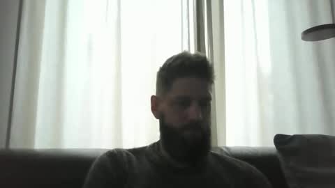 bubblebee1982 online show from December 2024 01:05:02 PM