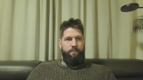 bubblebee1982 online show from December 2024 05:53:02 PM