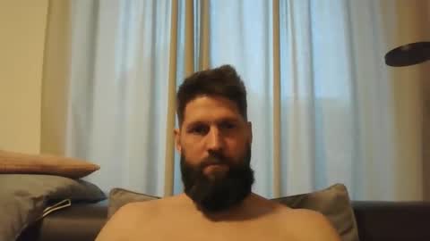 bubblebee1982 online show from December 2024 02:44:01 PM