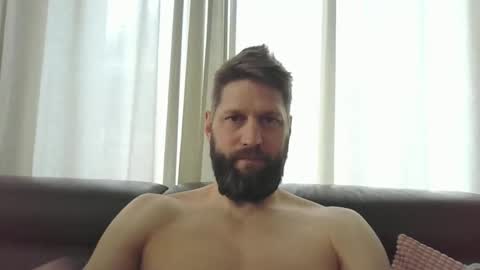 bubblebee1982 online show from February 2025 09:25:02 AM