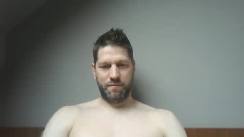 bubblebee1982 online show from April 2026 06:44:02 AM