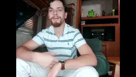 Snapshot of bubblebutt417 chatting on May 2026 04:58:02 PM Max candi online show from May 2026 04:58:02 PM