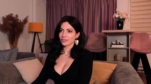 MayaCroft online show from February 2026 05:02:02 PM