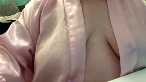 bubblegirl online show from April 2026 06:57:01 PM