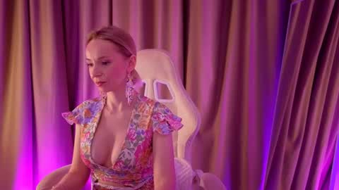 bubbling_crush online show from February 2025 10:10:02 PM