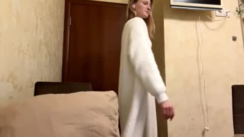 buenamorey online show from February 2026 09:18:02 PM