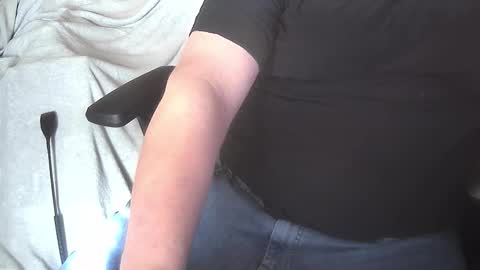 Snapshot of bullen2004 chatting on February 2026 11:20:01 AM bullen2004 online show from February 2026 11:20:01 AM