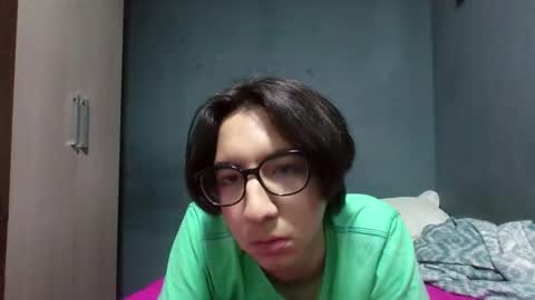 Snapshot of bunnywang chatting on December 2025 06:08:02 AM Bunny Wang online show from December 2025 06:08:02 AM