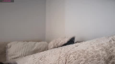 Sofia online show from April 2026 02:10:01 PM