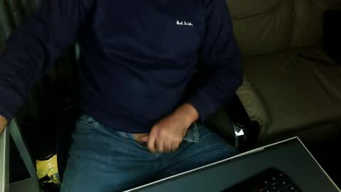 Hairy Arabian online show from April 2026 05:59:01 AM