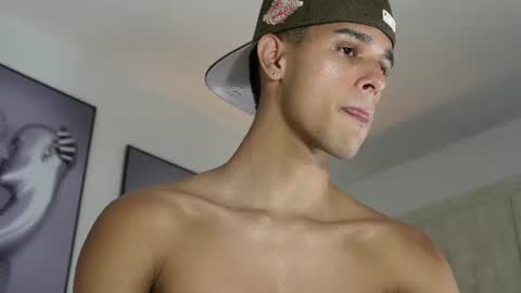 Snapshot of busterspinter chatting on June 2026 11:14:01 PM Buster independent model online show from June 2026 11:14:01 PM