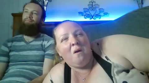 bustibambi online show from April 2026 04:12:01 AM