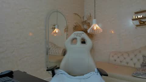 Camii Sweet  online show from March 2026 07:24:02 PM