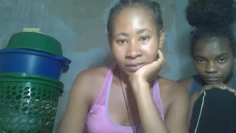 caella98 online show from April 2026 06:05:02 PM