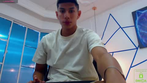 Valerio  online show from December 2024 08:39:02 PM