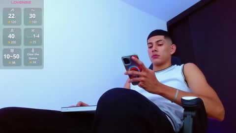 Valerio  online show from February 2025 07:52:01 PM