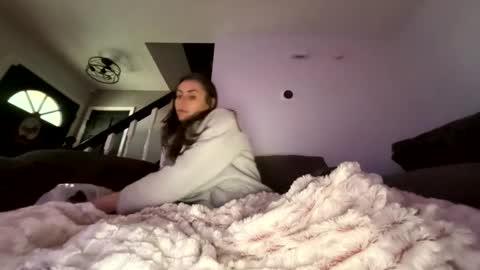 The Cali Cambri online show from March 2026 02:01:01 PM