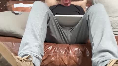 CaliStraight online show from April 2026 08:31:02 PM