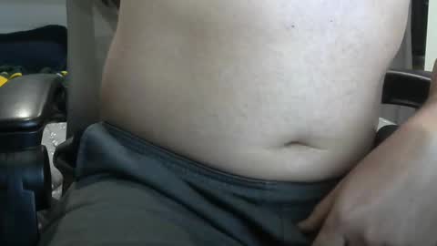 Snapshot of callmeroger33 chatting on December 2025 05:07:01 PM callmeroger33 online show from December 2025 05:07:01 PM