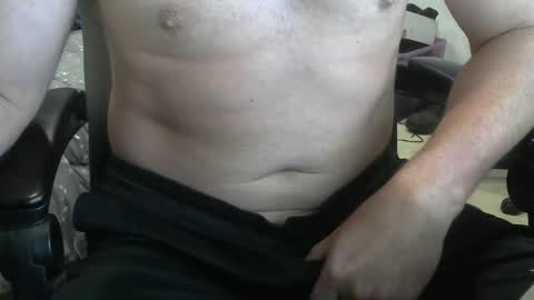 Snapshot of callmeroger33 chatting on December 2025 04:56:01 PM callmeroger33 online show from December 2025 04:56:01 PM