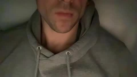 Snapshot of calvinzz chatting on November 2025 06:24:02 PM calvinzz online show from November 2025 06:24:02 PM