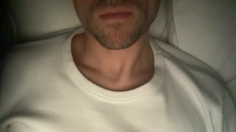 Snapshot of calvinzz chatting on November 2025 08:30:02 PM calvinzz online show from November 2025 08:30:02 PM