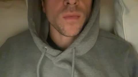 Snapshot of calvinzz chatting on December 2025 08:47:02 PM calvinzz online show from December 2025 08:47:02 PM