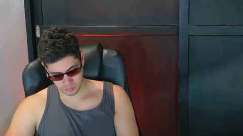 camara110 online show from September 2025 07:48:01 PM