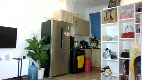 Princess online show from November 2025 08:58:02 PM