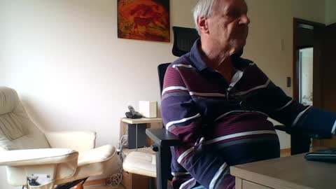 camcologne online show from April 2026 10:42:01 AM