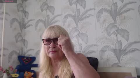 Snapshot of camdiva1 chatting on July 2026 12:23:01 PM CamDiva1 online show from July 2026 12:23:01 PM