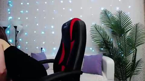 Snapshot of camelia_lillie chatting on July 2026 12:27:01 AM camelia_lillie online show from July 2026 12:27:01 AM