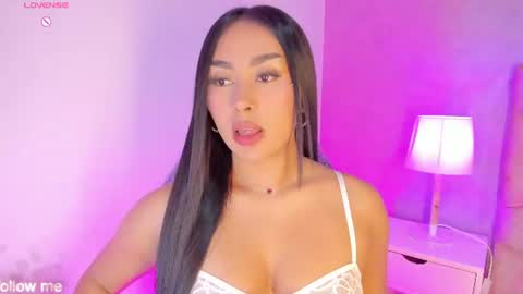 Snapshot of cameliaa_smiith chatting on July 2026 03:46:02 AM Camelia Smith online show from July 2026 03:46:02 AM